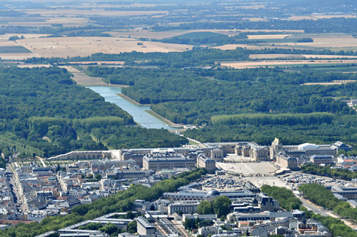 Le château de Versailles et le Grand Canal