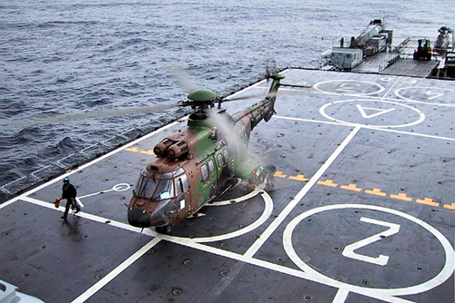 Hélicoptère Cougar de l'ALAT