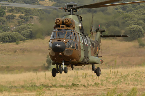 Hélicoptère AS532 Cougar FAMET