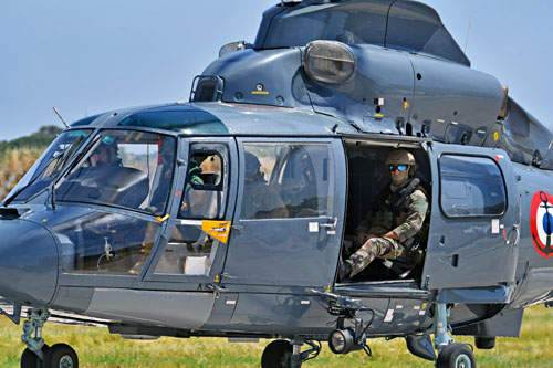 Hélicoptère Dauphin Marine France