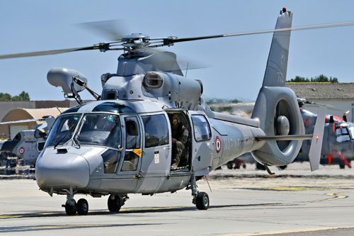 Hélicoptère Dauphin Marine France