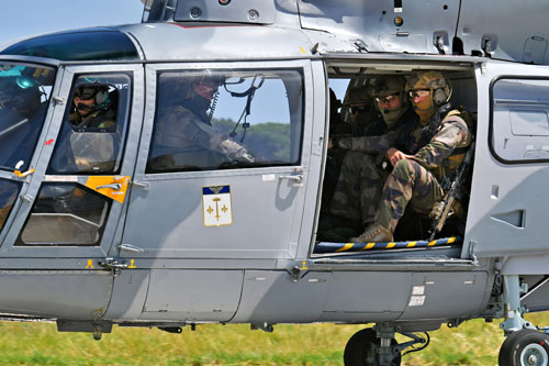 Hélicoptère Dauphin Marine France