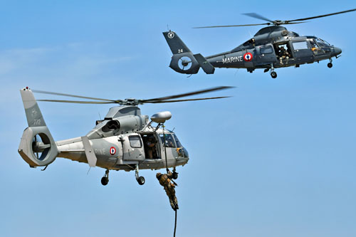 Hélicoptère Dauphin Marine France