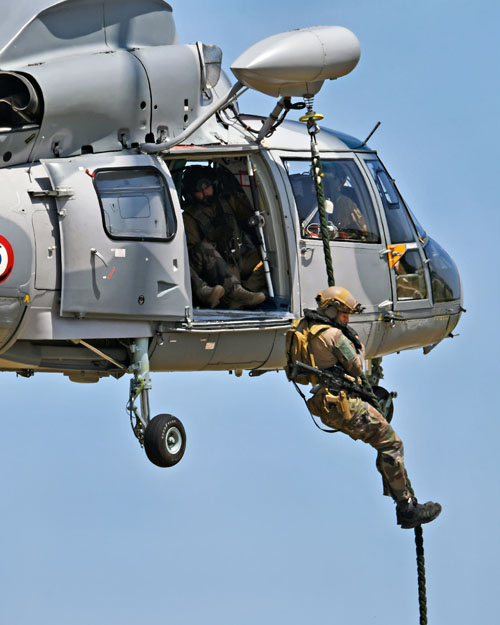 Hélicoptère Dauphin Marine France