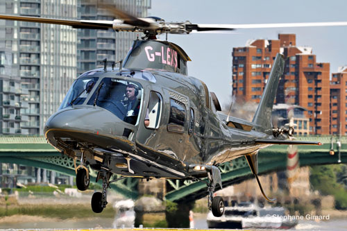 Hélicoptère A109E Power G-LEXS