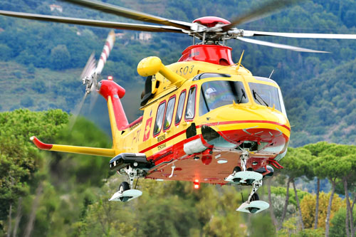 Hélicoptère de secours AW139 Pegaso 3 I-TOMS