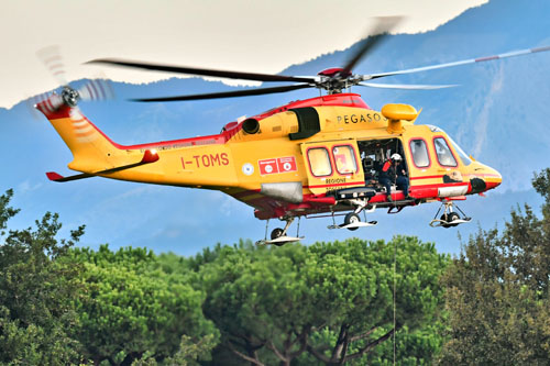 Hélicoptère de secours AW139 Pegaso 3 I-TOMS