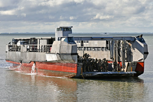 Accostage d’un EDAR lors d’une rotation rapide depuis le PHA