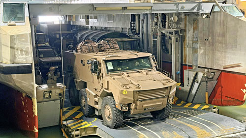 Embarquement d'un Griffon dans l'EDAR