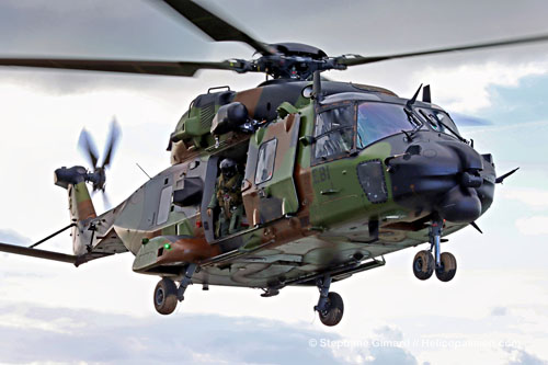 Appontage de l'hélicoptère NH90 EBI