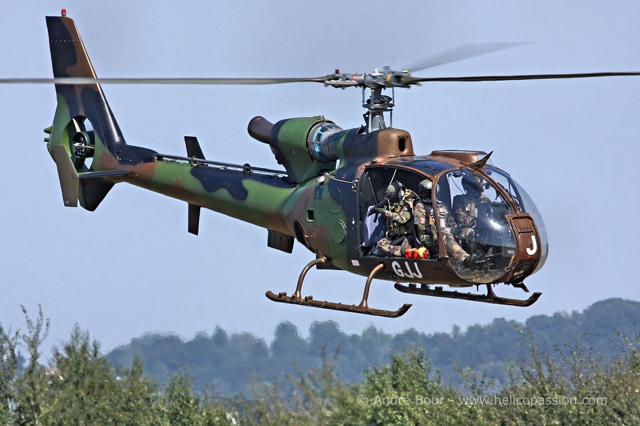 Pau 2012 SA342 Gazelle  des Forces sp ciales HELICOPASSION