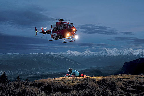 Vol de nuit avec es hélicoptères de la REGA