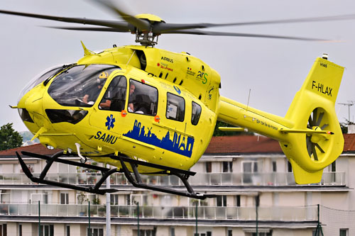 Hélicoptère H145 F-HLAX du SAMU Ile de France