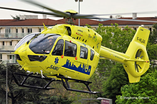 Hélicoptère H145 F-HLAX du SAMU Ile de France