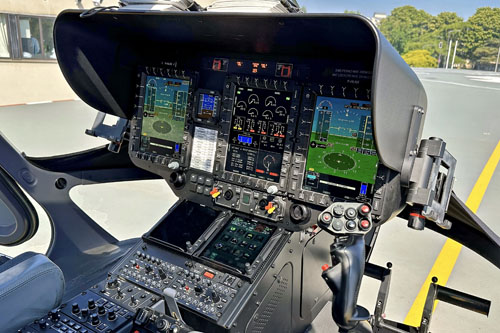 Hélicoptère H145 F-HLAX du SAMU Ile de France
