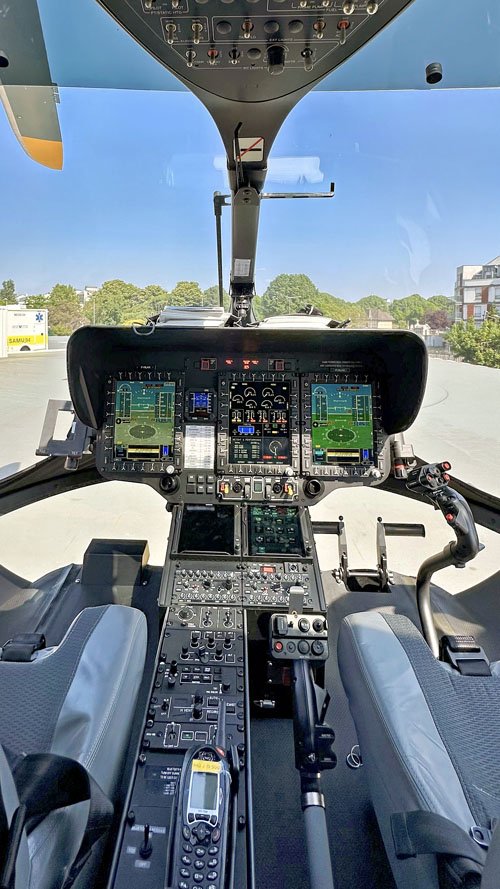 Hélicoptère H145 F-HLAX du SAMU Ile de France