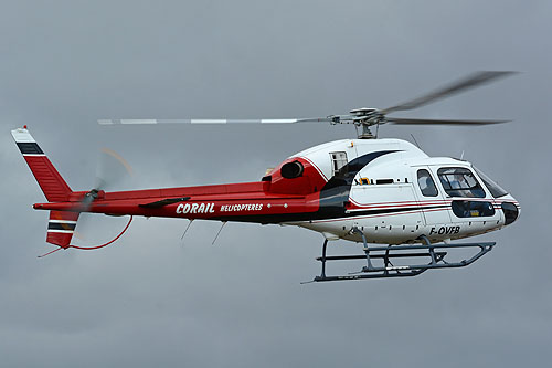 Hélicoptère AS350 Ecureuil F-OVFB de CORAIL Hélicoptères
