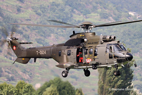 Hélicoptère AS332 SuperPuma Swiss Air Force T-324