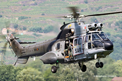 Hélicoptère AS332 SuperPuma Ejercito Del Aire 802-16 / HD 21-16