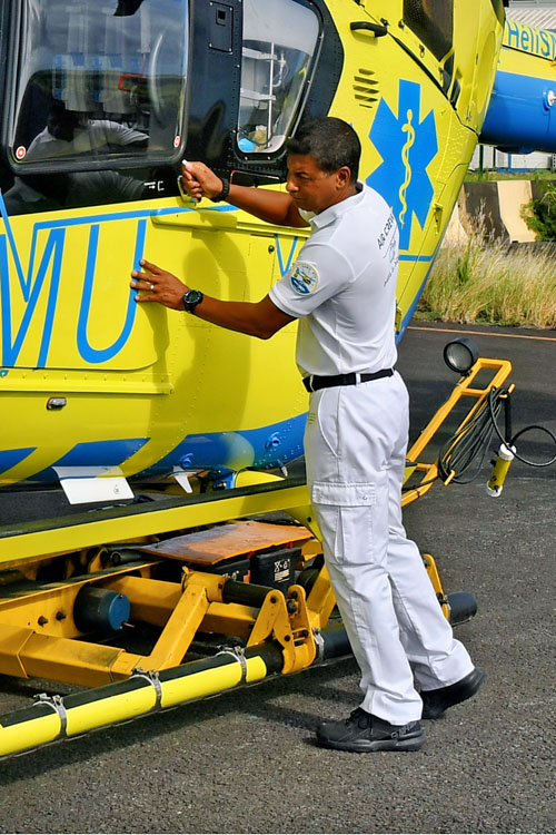Patrick DAMBREVILLE, pilote hélicoptère H135 F-OHSG, HeliSMUR 974, SAMU 974, HELILAGON