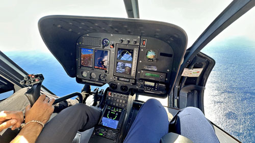 Vol en hélicoptère H130 au-dessus de l'île de La Réunion avec HELILAGON