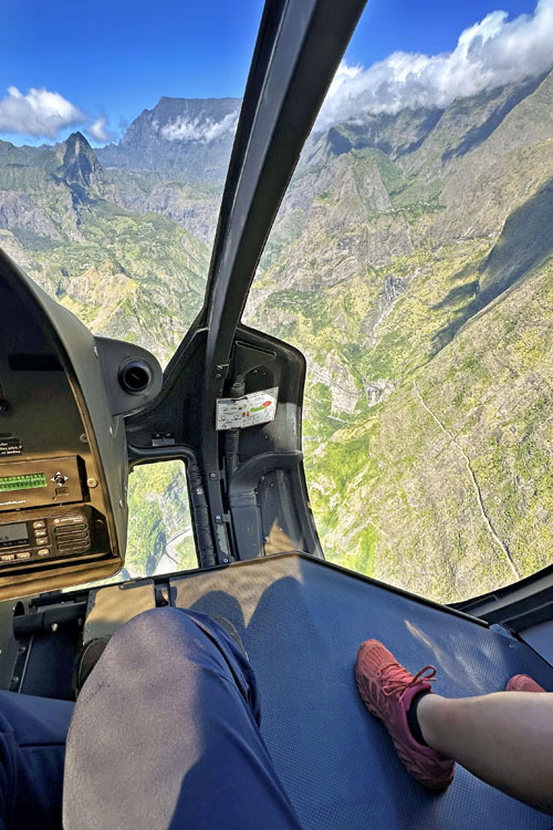 Vol en hélicoptère H130 au-dessus de l'île de La Réunion avec HELILAGON