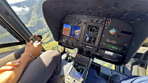 Vol en hélicoptère H130 au-dessus de l'île de La Réunion avec HELILAGON