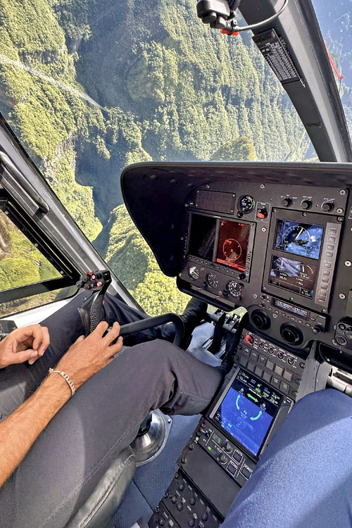 Survol du Trou de Fer, sur l'île de La Réunion