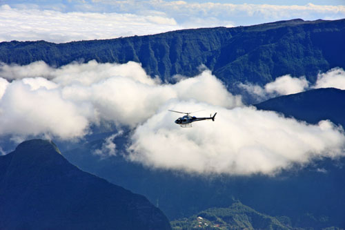 Hélicoptère AS350 Ecureuil d'HELILAGON