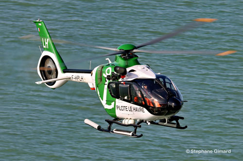 Hélicoptère H135 F-HPLH du pilotage maritime du Port du Havre