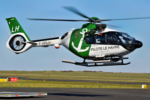 Hélicoptère H135 F-HPLH du pilotage maritime du Port du Havre