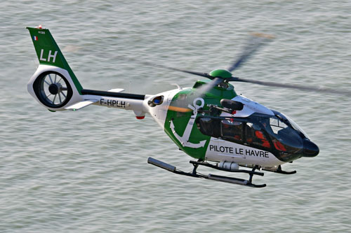 Hélicoptère H135 F-HPLH du pilotage maritime du Port du Havre