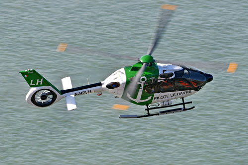 Hélicoptère H135 F-HPLH du pilotage maritime du Port du Havre