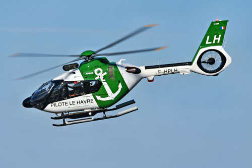 Hélicoptère H135 F-HPLH du pilotage maritime du Port du Havre