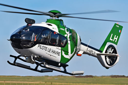Hélicoptère H135 F-HPLH des pilotes du Port du Havre