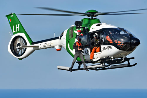 Hélicoptère H135 F-HPLH du pilotage maritime du Port du Havre