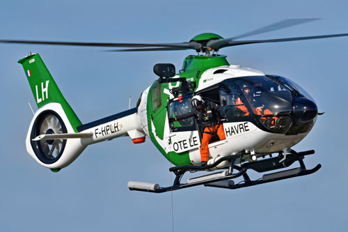 Hélicoptère H135 F-HPLH du pilotage maritime du Port du Havre