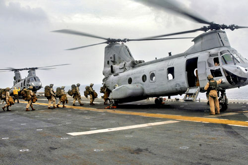 Hélicoptère CH46 Seaknight des US Marines